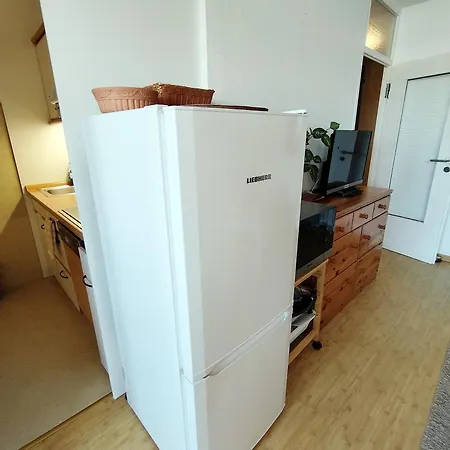 E02-004 * 海利根港